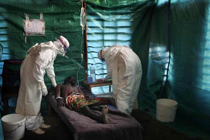 Число жертв Эбола превысило 8 тыс. человек.