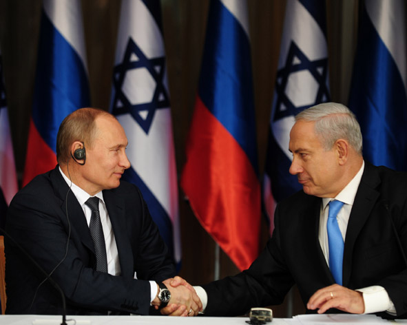 Израильский политолог. Израиль превратился в комнатную собачку Путина