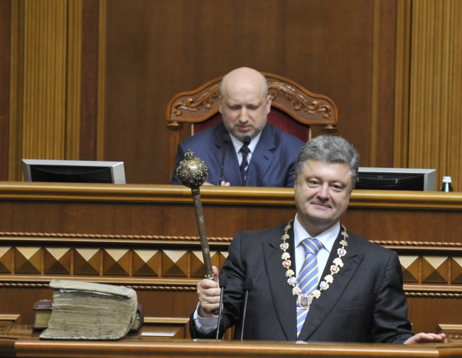 Порошенко отказался от переговоров с руководством ДНР