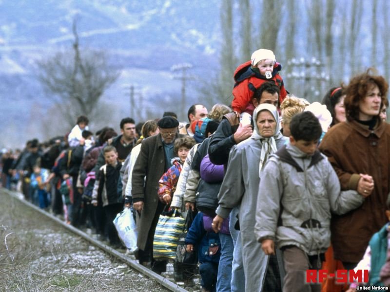 За год население Германии выросло на 600.000 чел. Это мигранты.