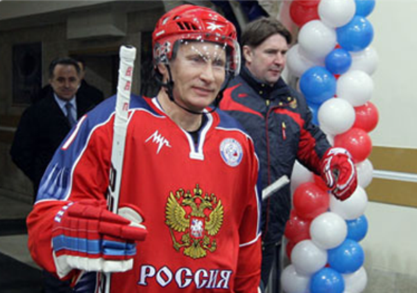 Свой День рождения В. Путин проводит в Сочи и будет играть в хоккей