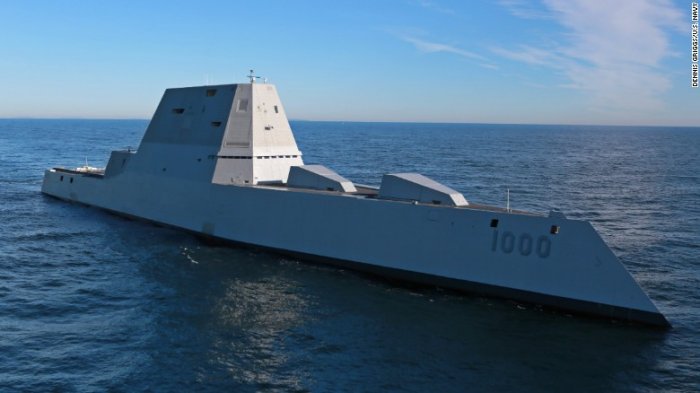 Самый дорогой эсминец в истории ВМФ США  передан флоту.