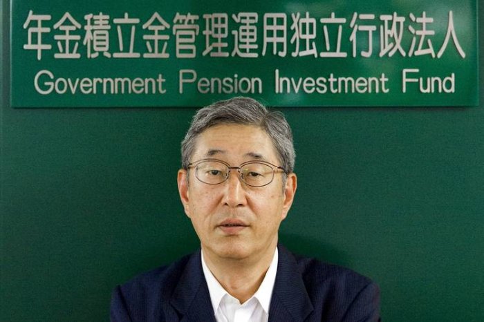 Крупнейший японский пенсионный фонд  потерял во II квартале 52 млрд. долл.