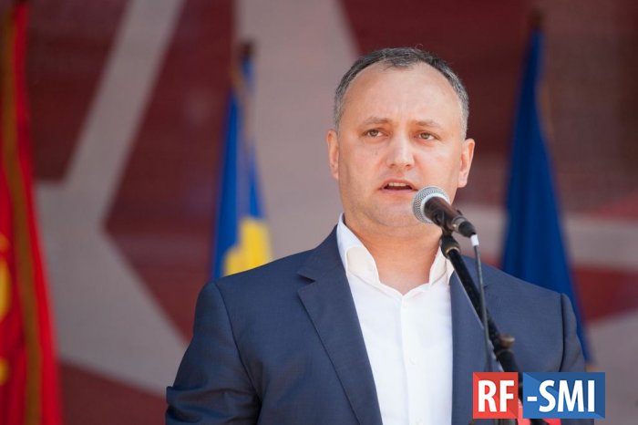 Президент Молдовы Игорь Додон рассказал о своем перелете домой