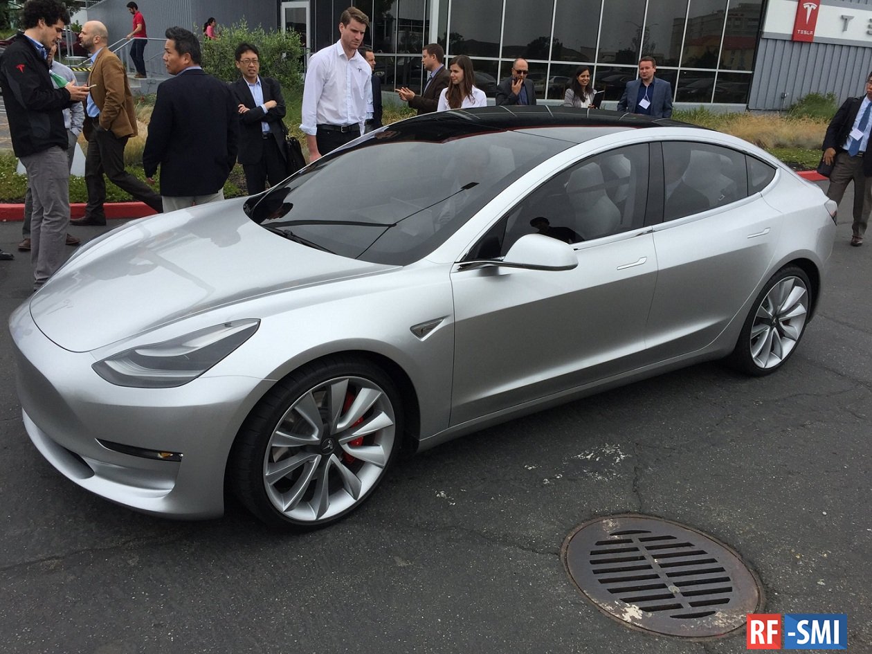     Tesla Model S  