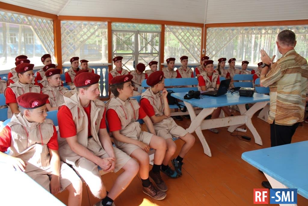 Юнармейцы прошли испытания полевого лагеря «Юный водник» в Мордовии