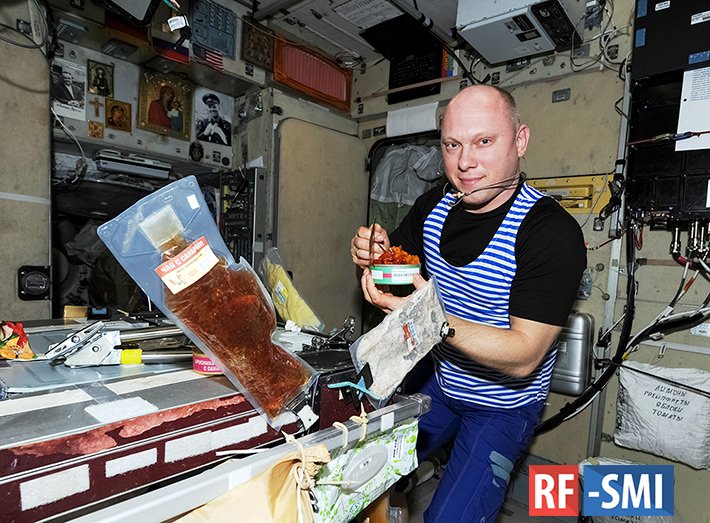 Полет нормальный, лепешка витаминная – ученые разработают полезный хлеб для космонавтов