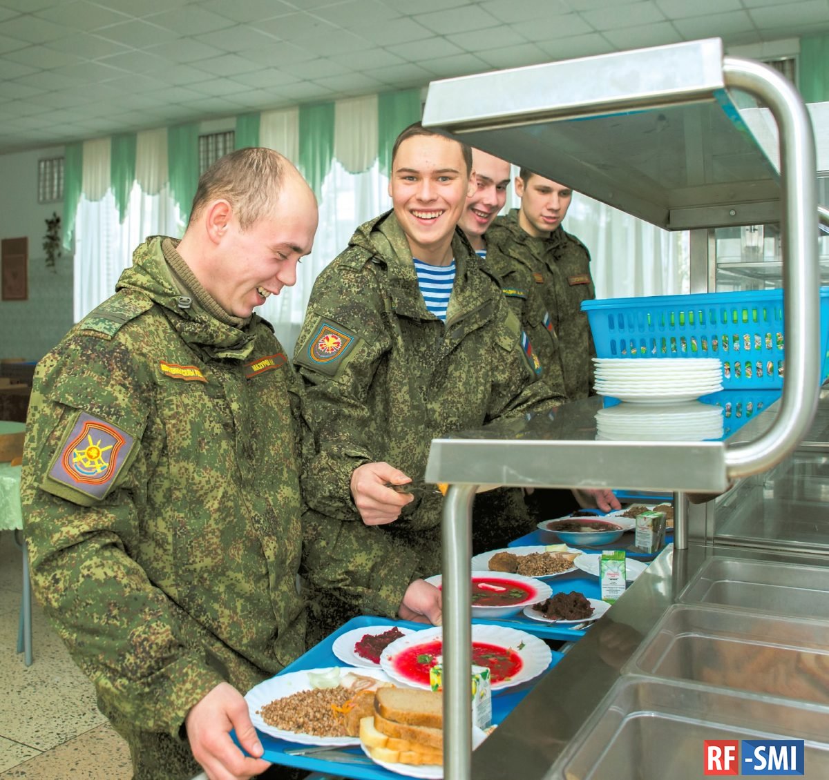 Лук, чеснок и тренировки – российские солдаты переходят на зимний режим
