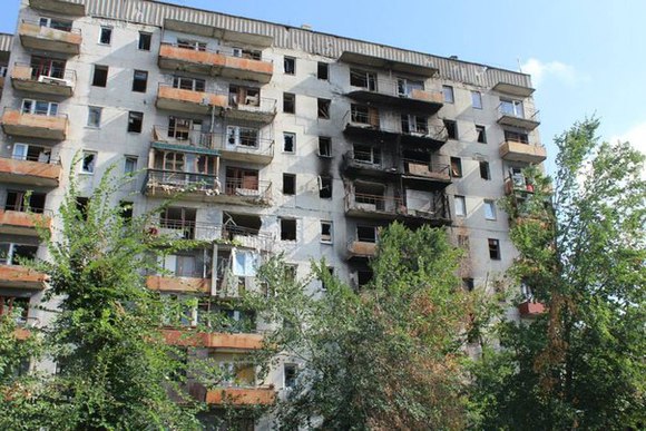 Порошенко заявил, что силовики, открывая огонь по жилым домам