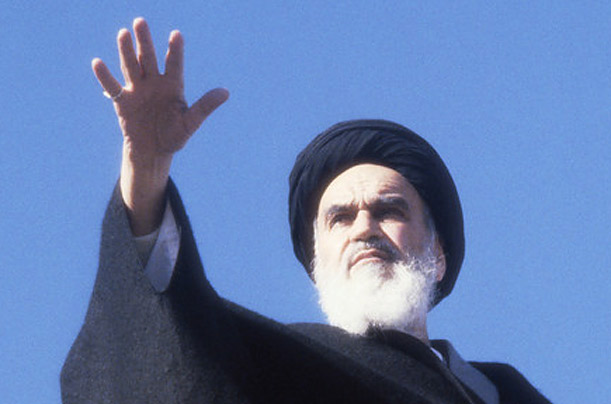 Иранцев готовят к смене высшего руководителя