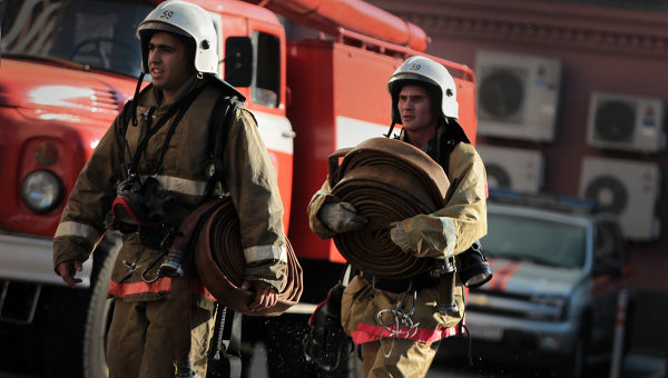 В центре Москвы горит административное здание