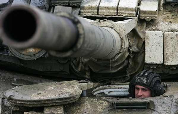 Киев заявил о вторжении танков и гаубиц из России – реакция США и ООН