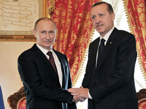 Путин: РФ и Турция будут расширять мощности "Голубого потока"