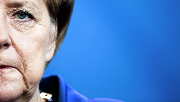 Во время интервью  у Меркель случился "приступ слабости"  Интервью было прервано
