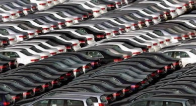 Пять автокорпораций прекратили поставки автомобилей в Россию