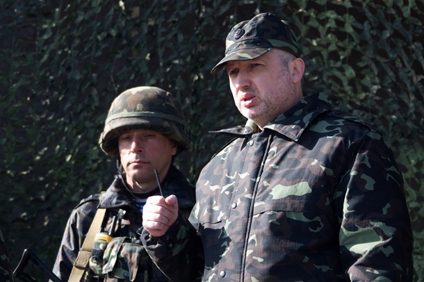 А. Турчинов сетует на то, что Украине не дают летального оружия