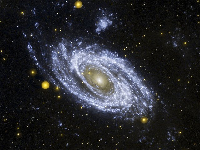 Особенности открытой во Вселенной чёрной дыры описали учёные