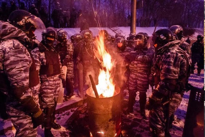 Активисты «Евромайдана» пытаются уволить двух заместителей Авкакова — Паскала и Сакала.