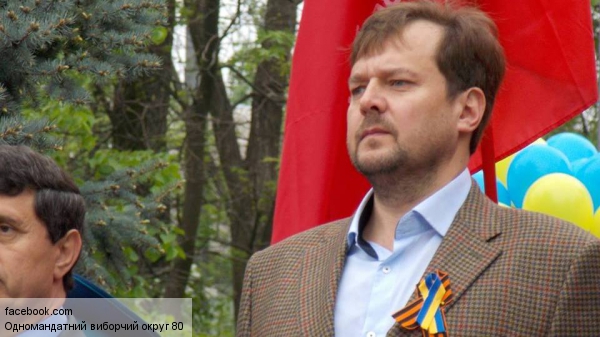Аваков обозвал депутата от Мелитополя  идиотом за георгиевскую ленточку.