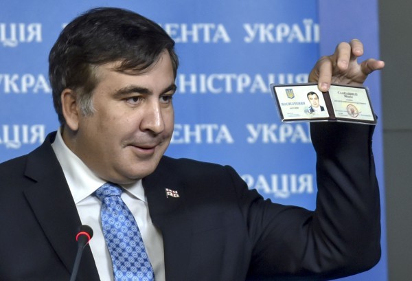 М. Саакашвили осудил общественную блокаду Крыма.