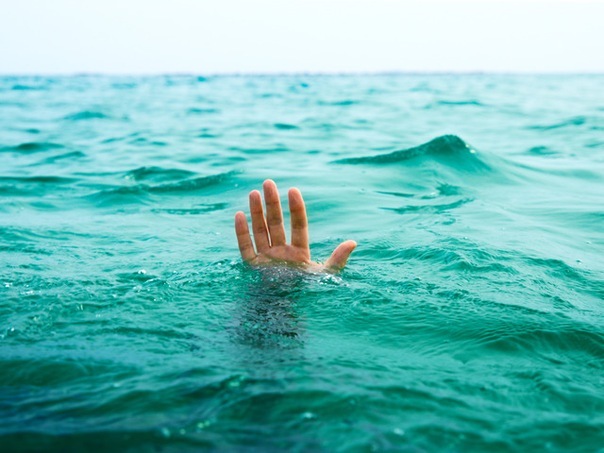 У берегов Греции затонуло судно с мигрантами. 28 погибших