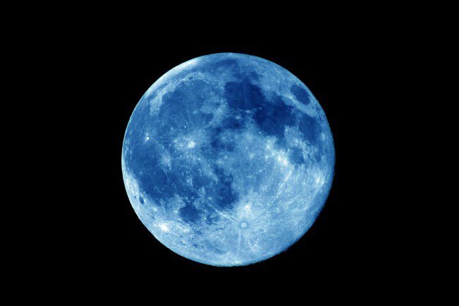 Сегодня ночью можно будет увидеть голубую луну.