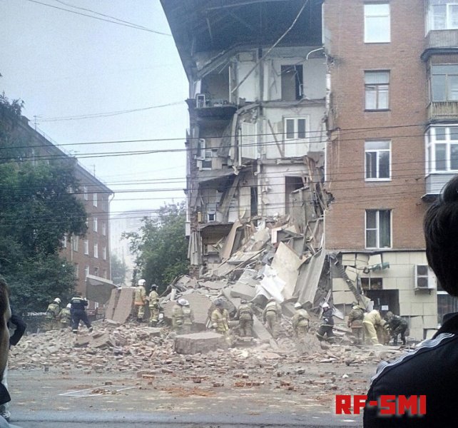 В Перми обрушилась жилая пятиэтажка.  Разрушена угловая часть