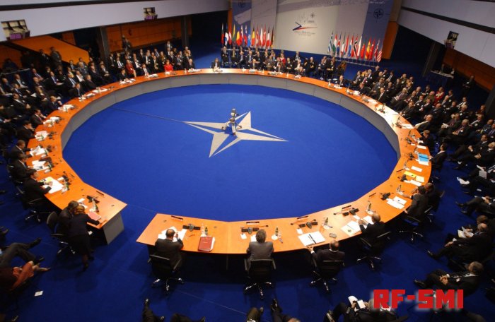 Генерал НАТО Ян Брукс: в случае войны с русскими у нас будут проблемы