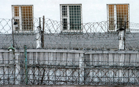 ФСИН предложила отключить мобильную связь в колониях и тюрьмах