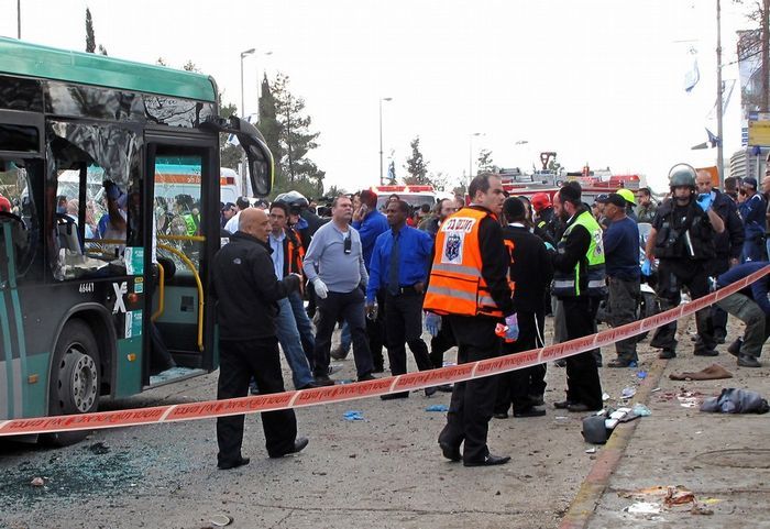 В Иерусалиме взорвался рейсовый автобус  - не менее 15 раненых