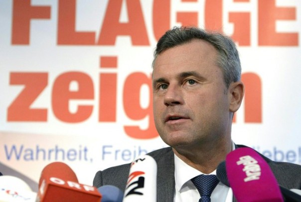 Кандидат в президенты Австрии призвал признать Крым российским