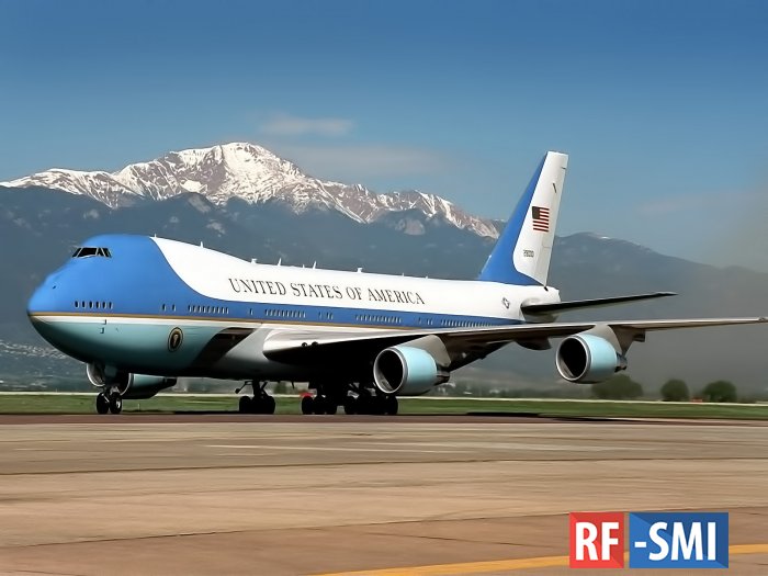 Трамп призвал Boeing отменить строительство нового президентского самолёта