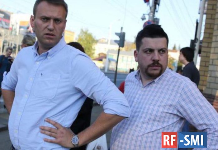 Москвич через суд пытается вернуть деньги, перечисленные Навальному