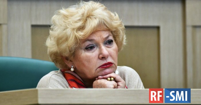 Сенатор Людмила Нарусова госпитализирована в Коммунарку