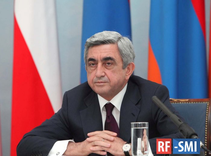 Официально. Премьер-министр Армении Серж Саргсян подал в отставку