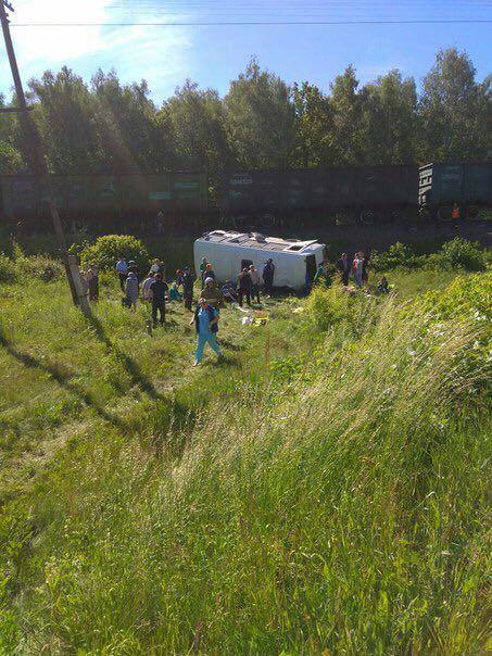 В Орловской области при столкновении автобуса и поезда погибли четверо