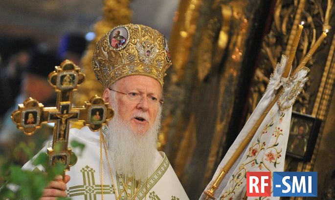 Синод РПЦ оставил "вселенского патриарха" наедине с Украиной