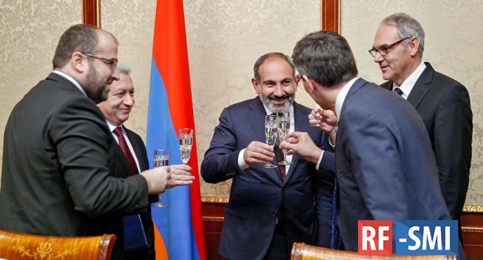 Государственный долг Армении растет рекордными темпами