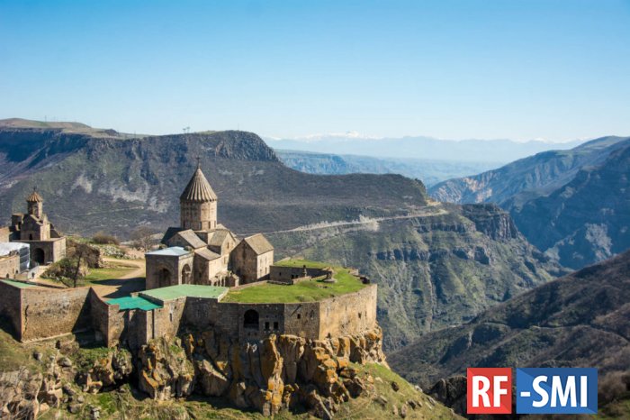 Доля российских туристов в Армению в первом полугодии составила 48%