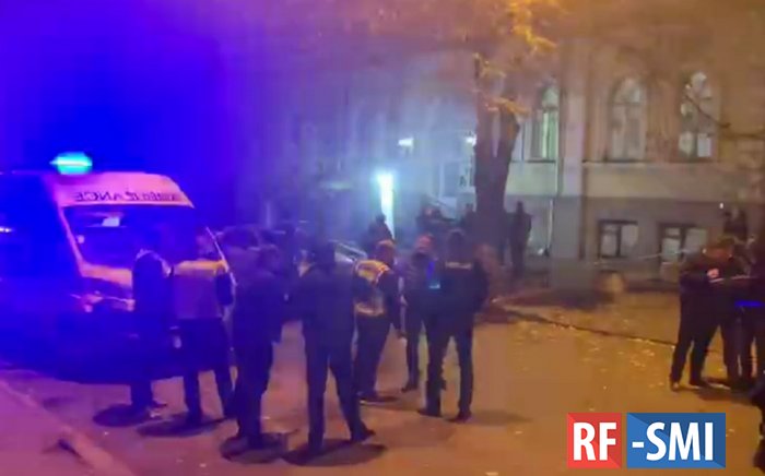 В центре Киева прогремел взрыв. Два человека погибли
