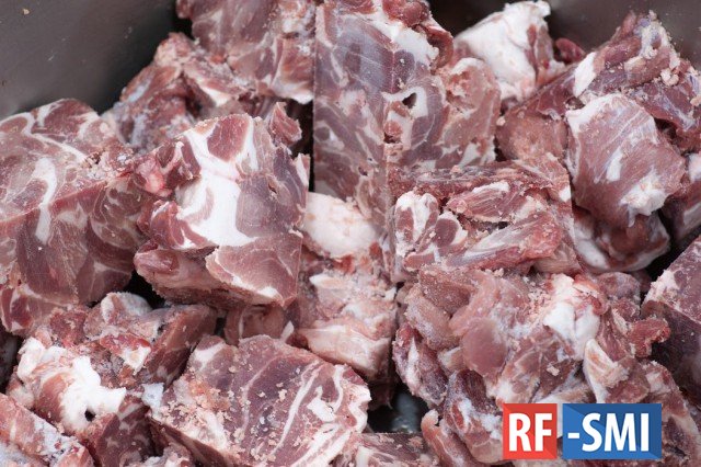 Россия наращивает экспорт мяса, резко сокращая импорт
