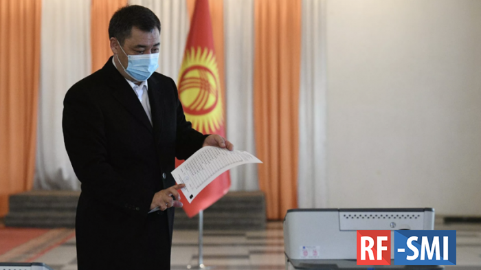 Президент Киргизии заявил о праве народа выбирать форму правления