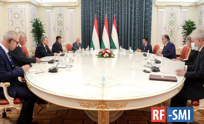 Володин в Душанбе встретился с президентом Таджикистана