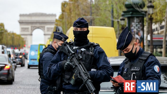 Слабая версия: полиция Франции оправдывается за убийство мужчины на своем участке