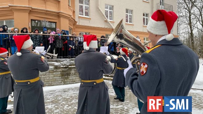 Росгвардейцы провели новогодний концерт для воспитанников детдома Росгвардейцы провели новогодний концерт для воспитанников детдома