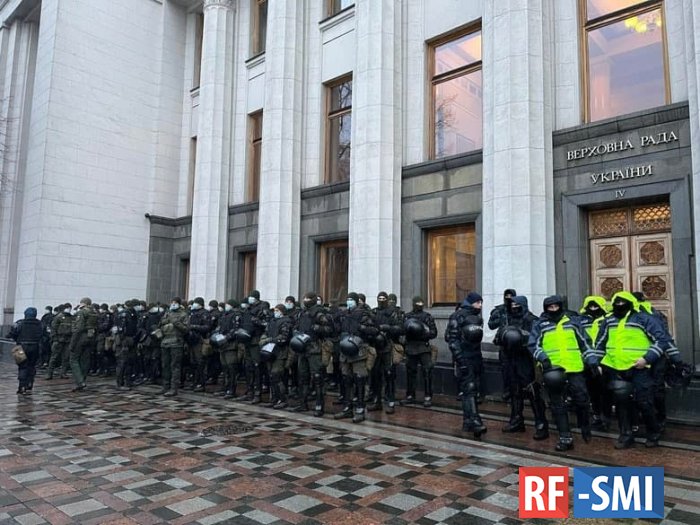 В центре Киева 5000 силовиков караулят госпереворот