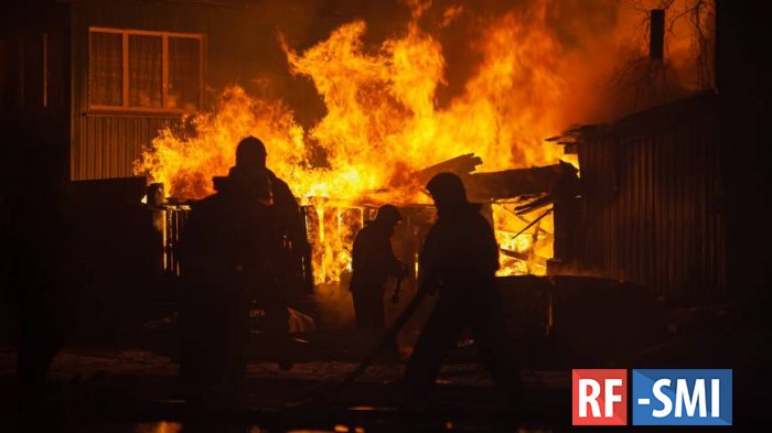 В Челябинской обл. сотрудник УГРО спас четверых местных жителей из огня
