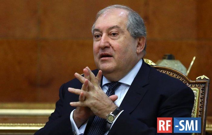 Президент Армении опубликовал заявление об уходе в отставку