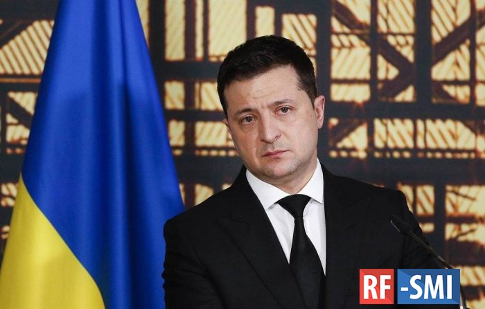 Украина разрывает дипломатические отношения с РФ