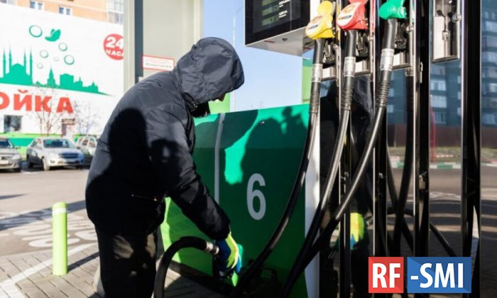 Россия нарастила запасы бензина на 1,4%